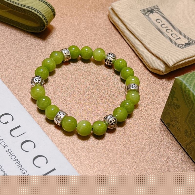 G*u*i bracelets